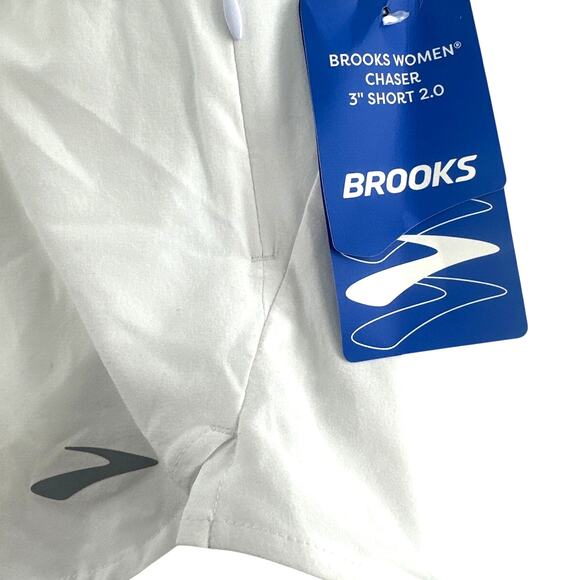 Brooks Women's White Chaser 2.0 Running 3" Shorts Size S - Picture 3 of 10